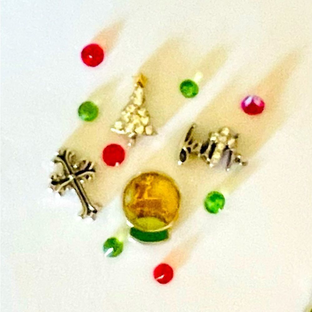 Origami Owl Lot of Christmas XMAS charms and Swarovski stardust crystals